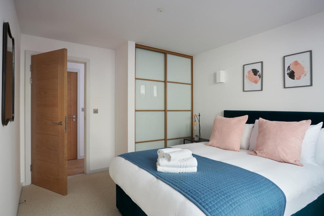 Hammersmith Mews By Viridian Apartments Лондон Экстерьер фото